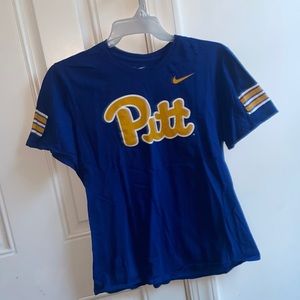 Nike Large Navy Yellow Tee